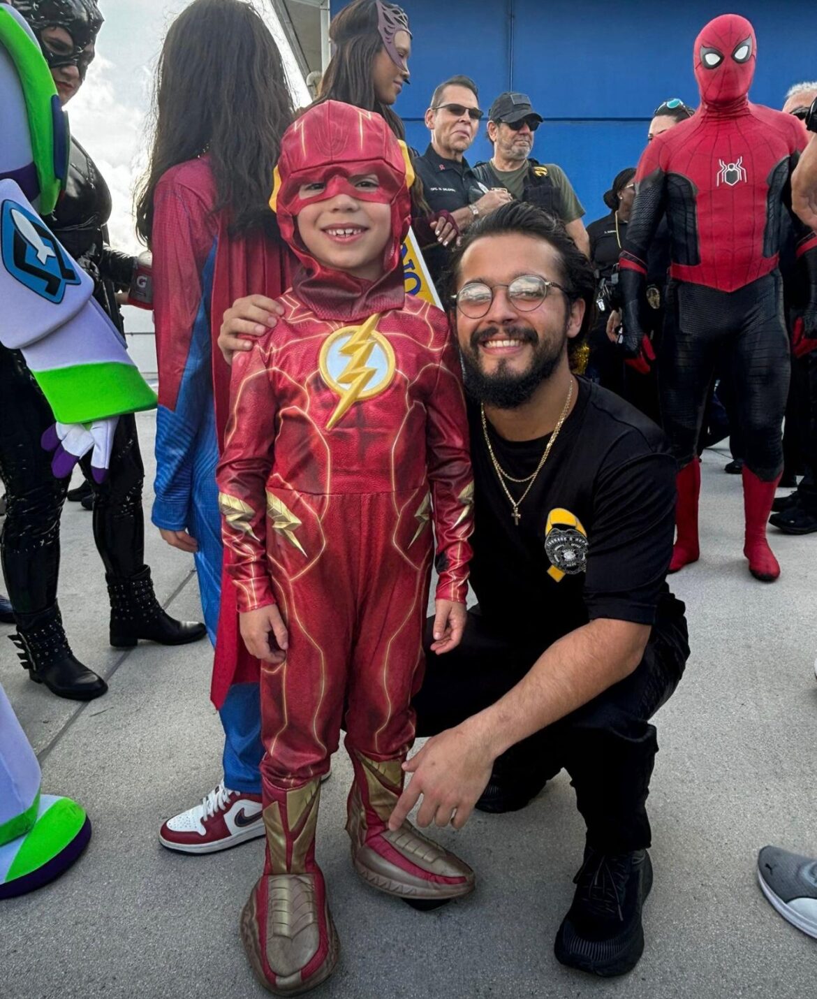 Enmanuel Castillo, un joven entregado a la labor social desde niño.”Una historia de amor y entrega”