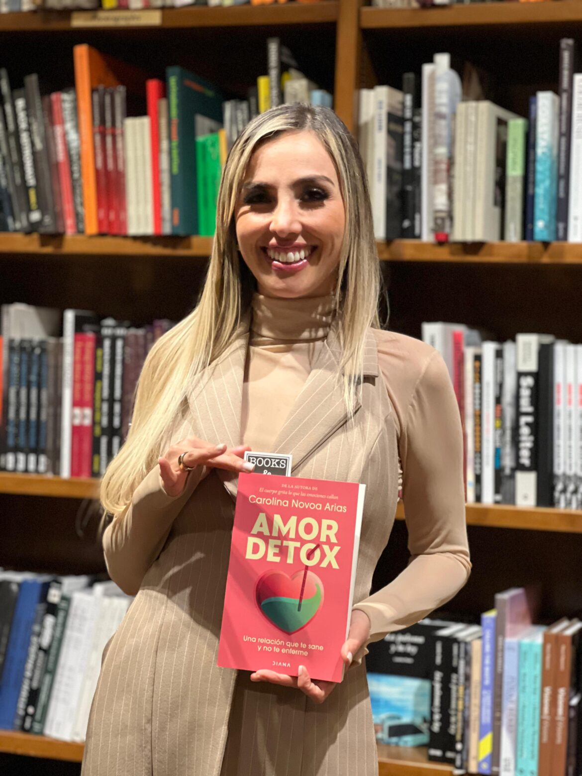 Lanzamiento de Amor Detox: Carolina Novoa presenta su nuevo libro en Books & Books