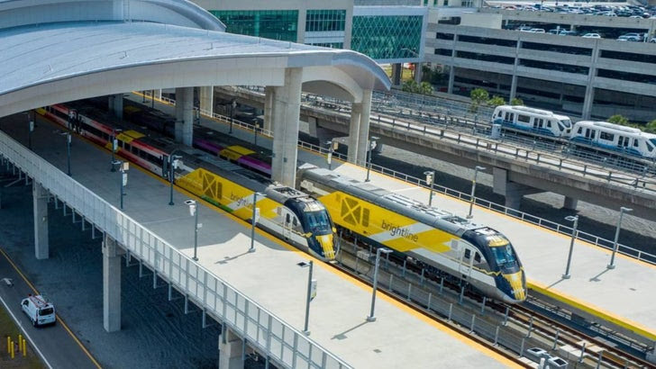 Un hombre murió atropellado por tren de alta velocidad en medio de la inauguración de la nueva línea entre Miami y Orlando, Florida