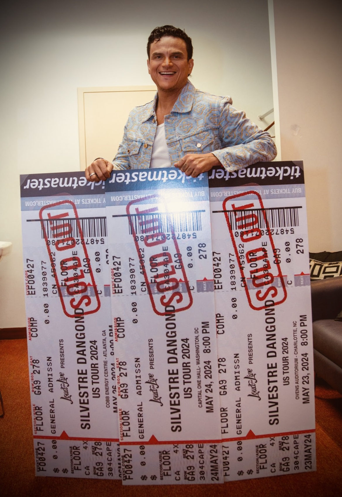 TRIPLE SOLD OUT DE SILVESTRE DANGOND  INICIANDO EL TOUR POR ESTADOS UNIDOS