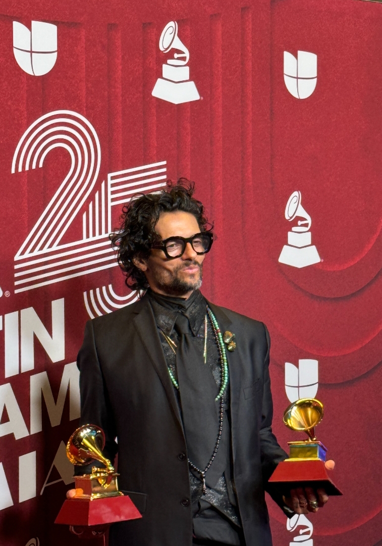 DRACO ROSA GANA EL LATIN GRAMMY® A MEJOR CANCIÓN DE ROCK Y MEJOR ÁLBUM DE POP/ROCK