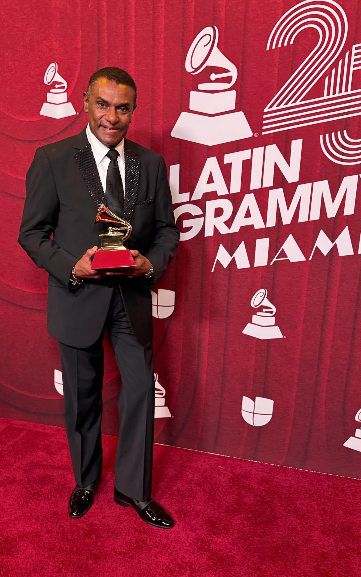 José Alberto El Canario, ganador del Latin Grammy 2024, lanza nuevo sencillo