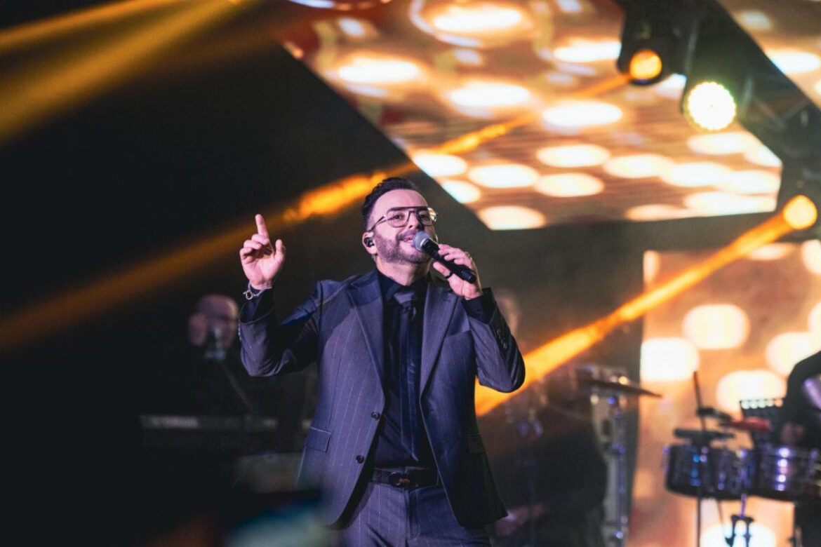 Joseph Fonseca enloquece a Santo Domingo con espectacular concierto en el Día del Amor