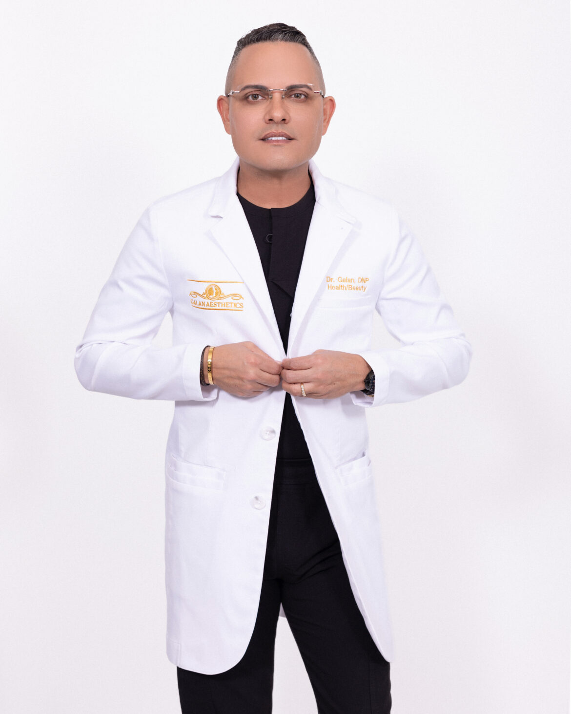 Dr. Elio Galán, “El Doctor de las Celebridades”, nominado al Premio a la Influencia Digital en Medicina Estética