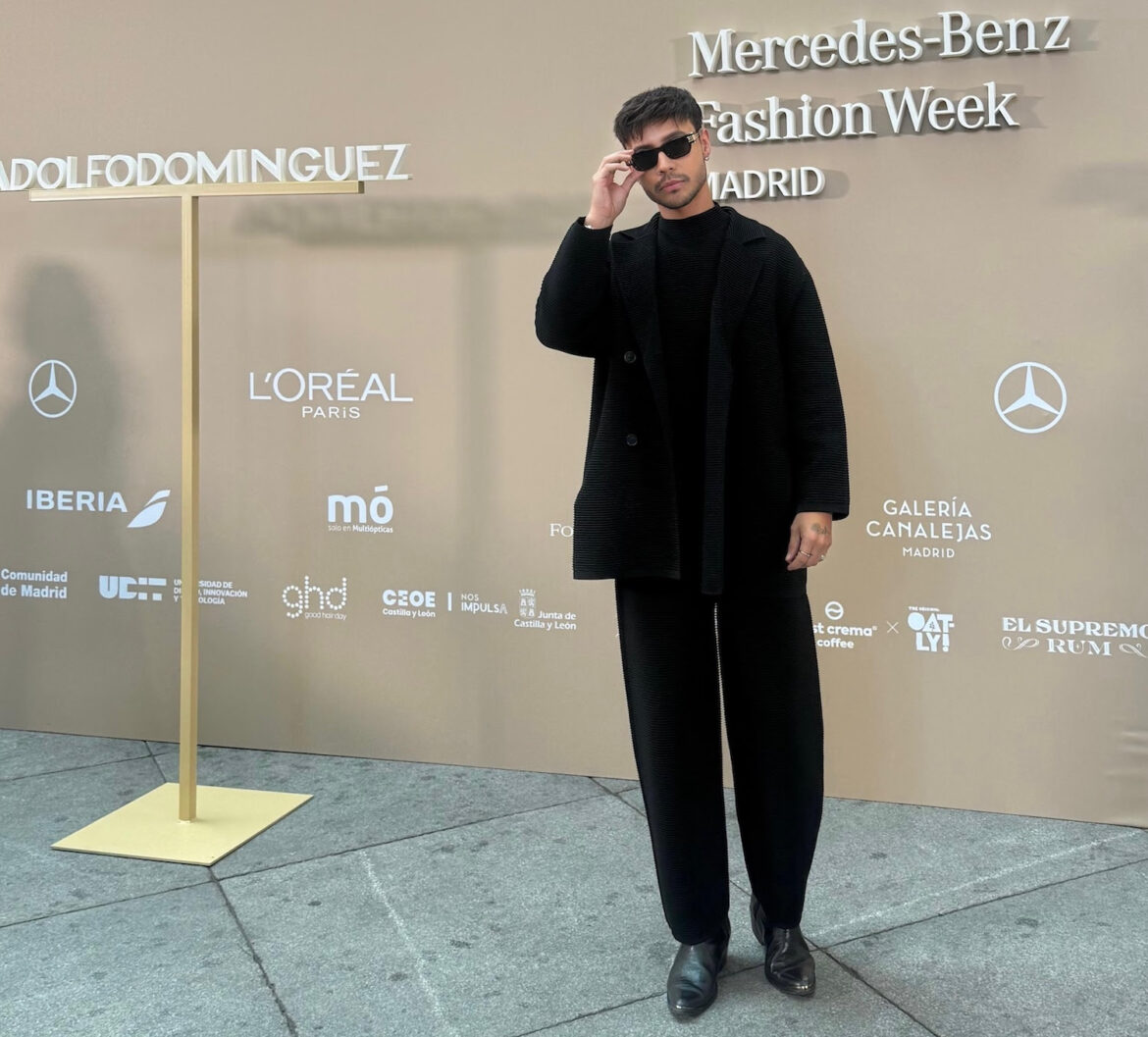 Mario Ruiz, único invitado de Colombia en lanzamiento de Adolfo Domínguez en la Mercedes-Benz Fashion Week de Madrid