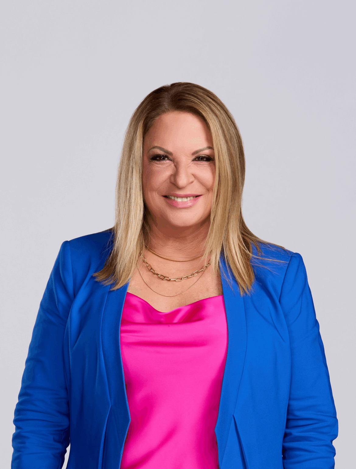 ANA MARÍA POLO SE UNE AL PROGRAMA “COMUNIDADES VECINAS” PARA REFLEXIONAR SOBRE LA IMPORTANCIA DEL ESPAŇOL Y  LA IDENTIDAD HISPANA EN ESTADOS UNIDOS