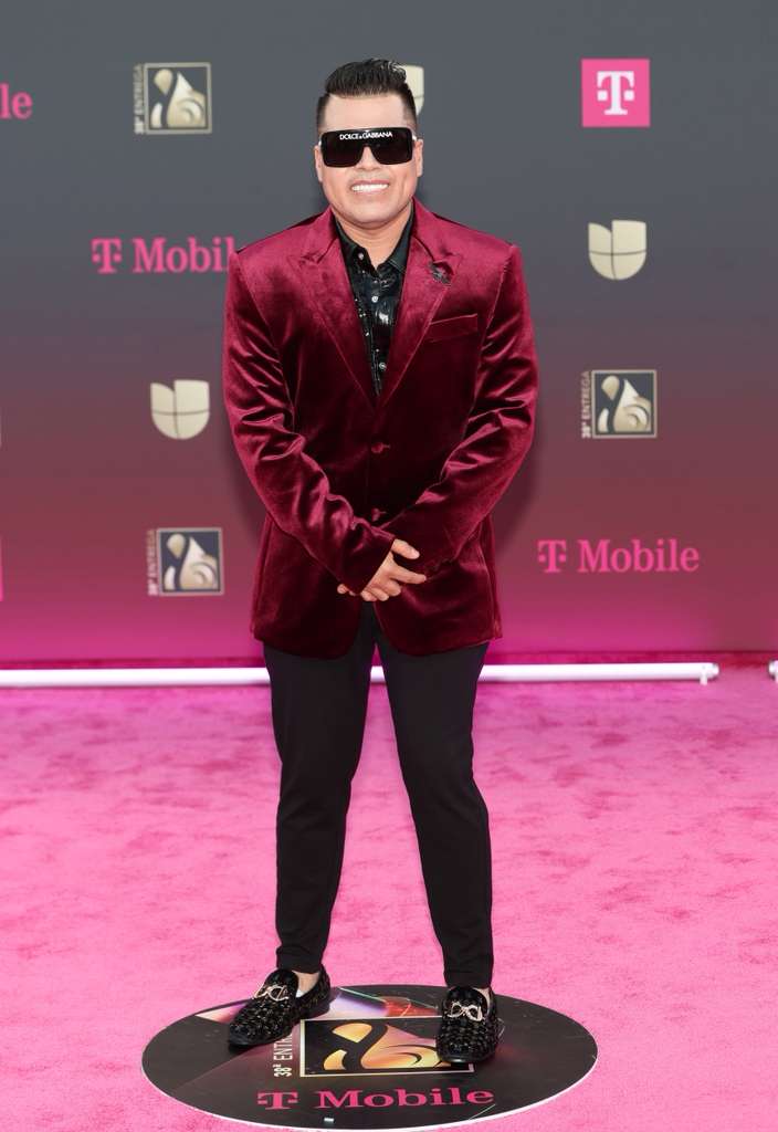  “ICC” el fenómeno de la cumbia, enciende la alfombra magenta de Premio Lo Nuestro