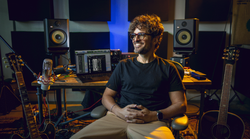 Tommy Torres crea magia musical con KRK