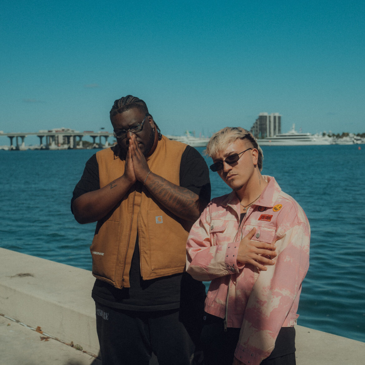 Senzione presenta “Ahí es”, una canción que busca provocar y conectar con la noche