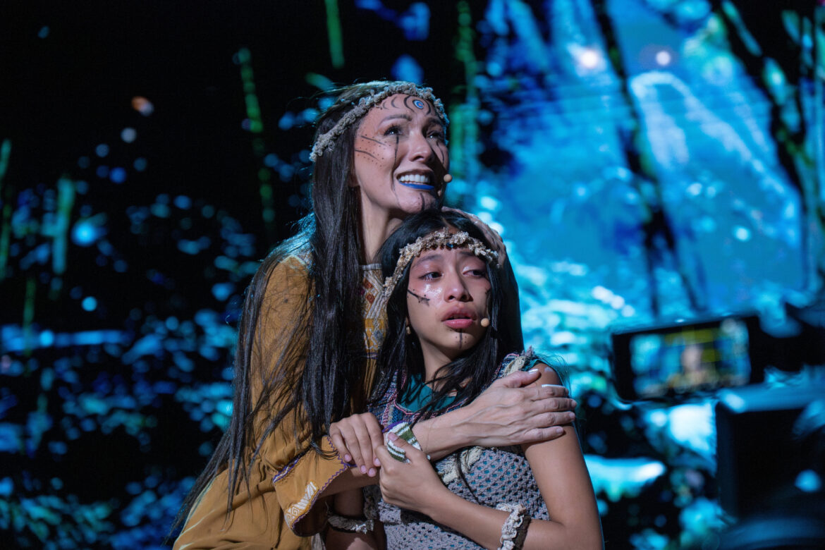 ERIKA ENDERSE UNE A MALINCHE DE NACHO CANOEN MÉXICO COMO INVITADA ESPECIAL