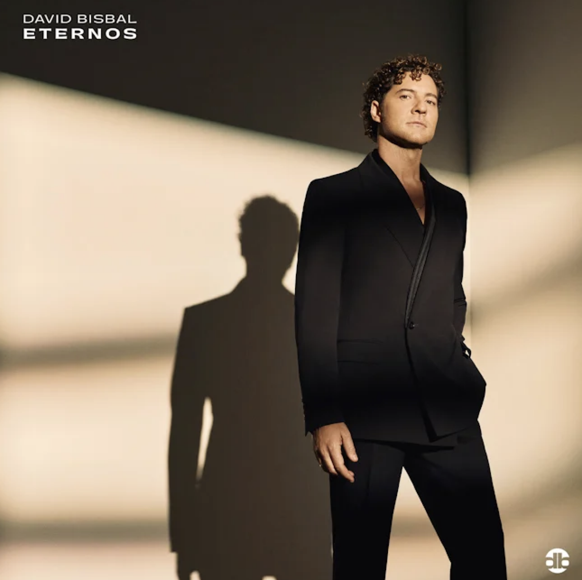 DAVID BISBAL ANUNCIA ‘ETERNOS,’ EL ÁLBUM CON EL QUE CONSOLIDA SU FACETA DE CROONER, JUNTO A UNA NUEVA GIRA INTERNACIONAL