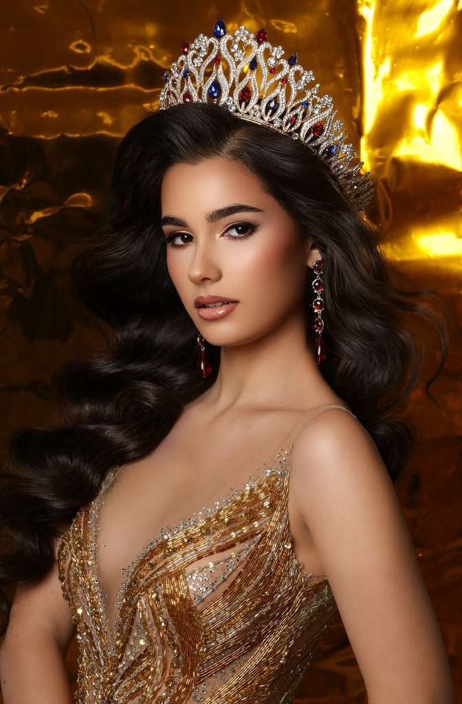 Crissian Daniela representará a Cuba en Miss Teen InterGlobal en Indonesia y hace historia con la portada de Teen Magazine