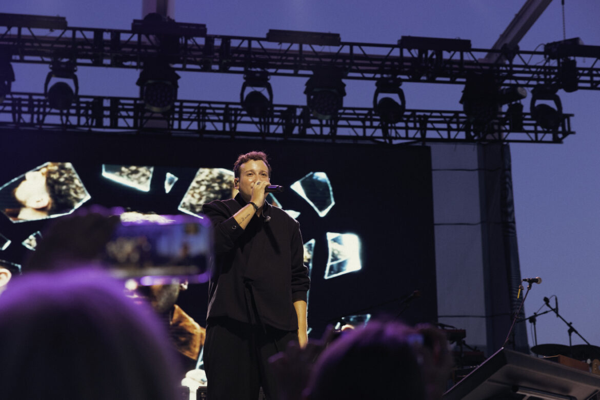 TEO BRILLA COMO ARTISTA INVITADOEN EL CONCIERTO “CELEBRACIÓN MUNDIAL”DE FONSECA EN MIAMI