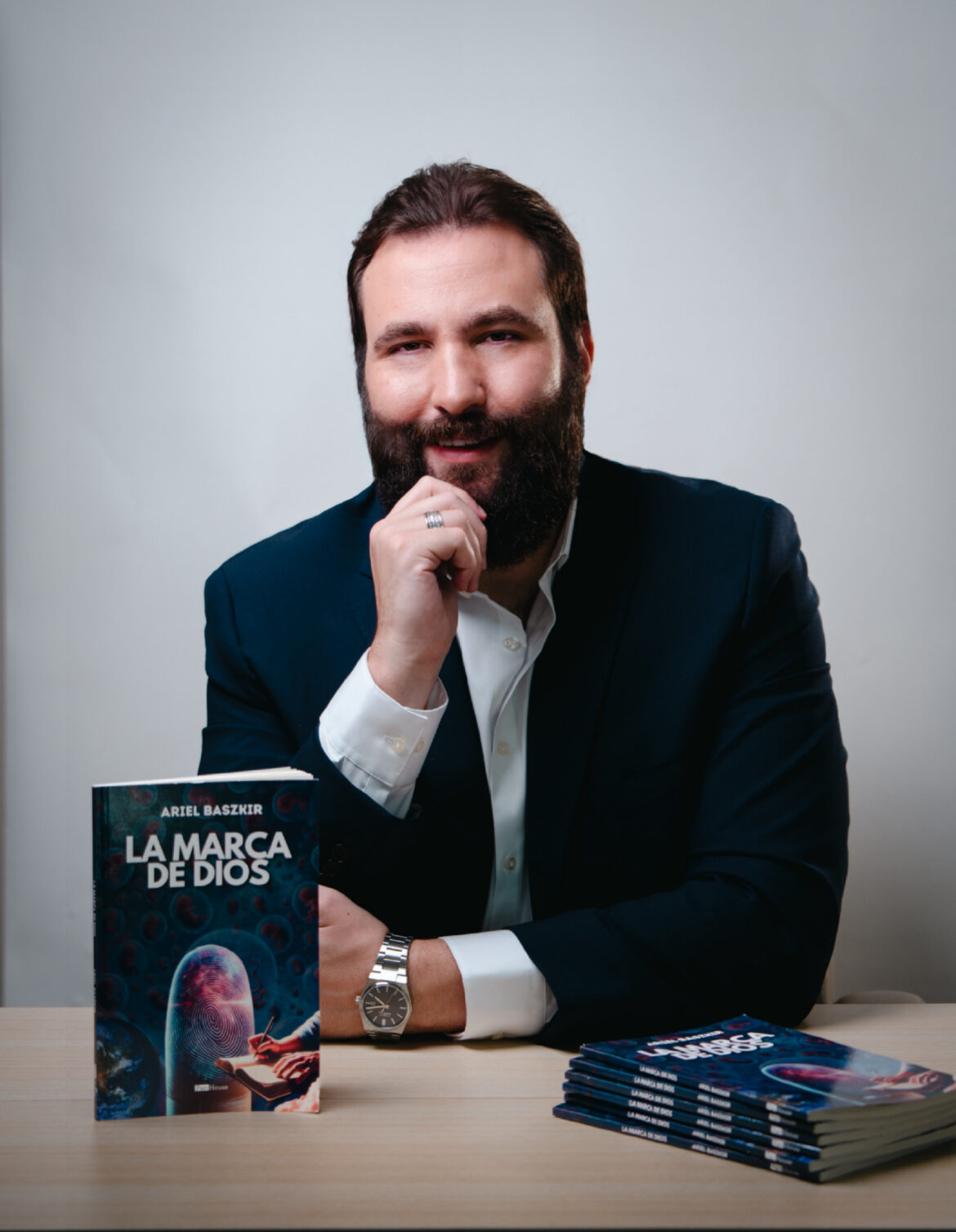¿Tu huella digital es solo una identificación o una marca de propósito? El escritor Ariel Baszkir abre un nuevo debate entre ciencia y Biblia