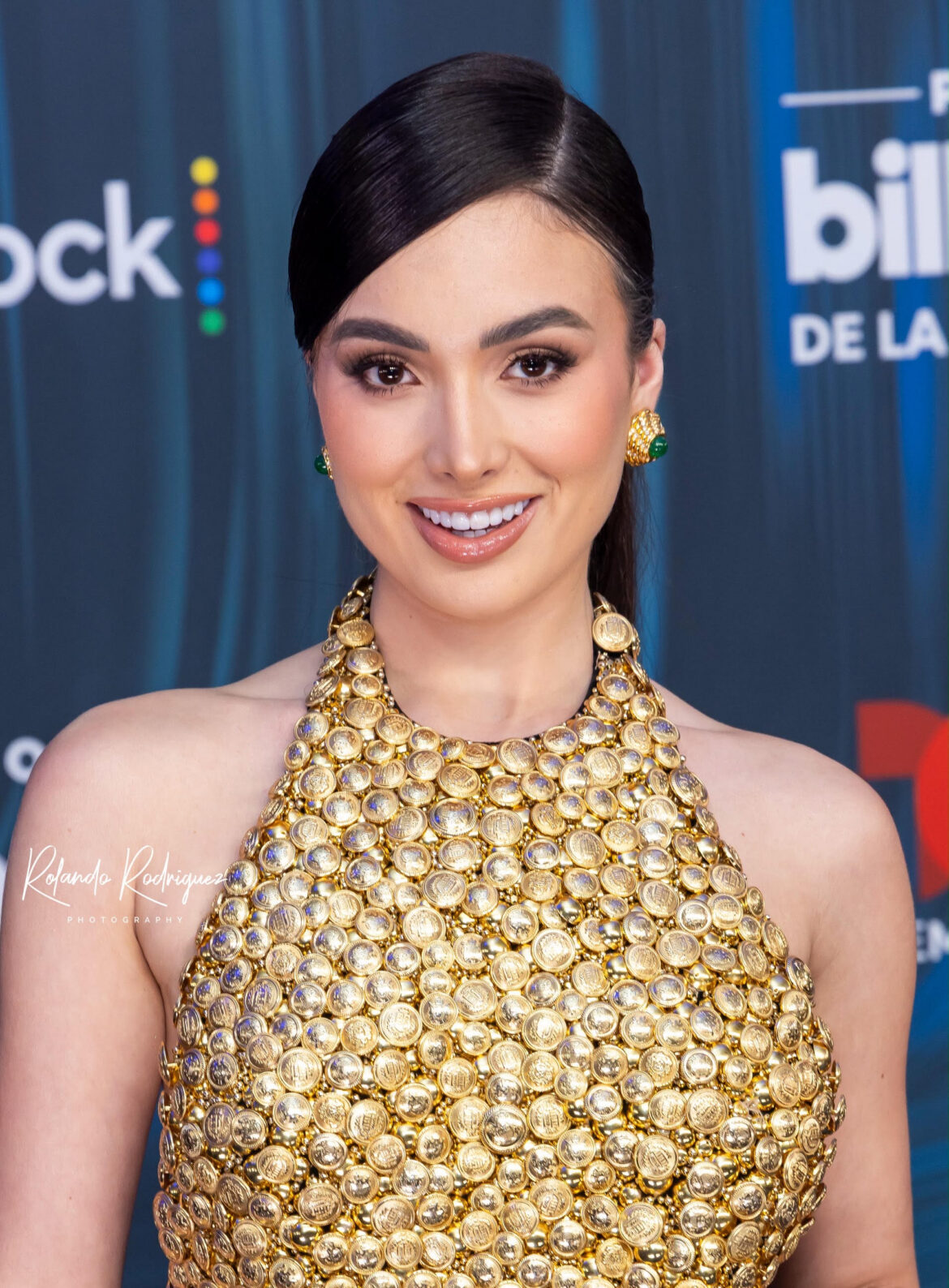 Lizlauren Mosquera deslumbra entre las mejores vestidas de los Premios Billboard de la Música Latina en Miami